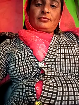 Quin_love143's cam snapshot