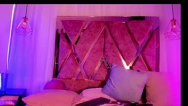 atenea_taylor_ live sex cam