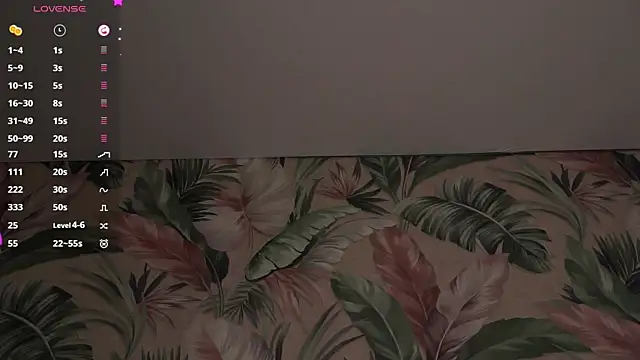 TriciaDuka's cam snapshot