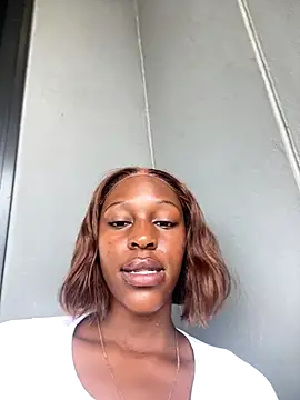 SP1CY_MOMMY live sex cam