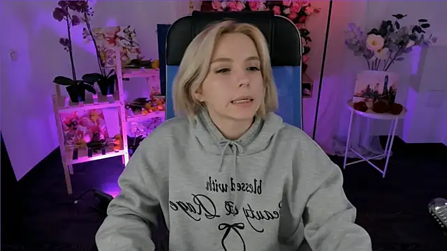 AuroraWrenfield's cam snapshot