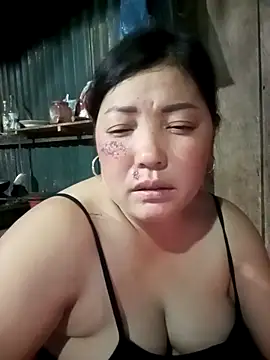 sary-hot2x's cam snapshot