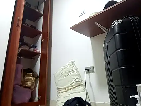 am_cvo1824 live sex cam