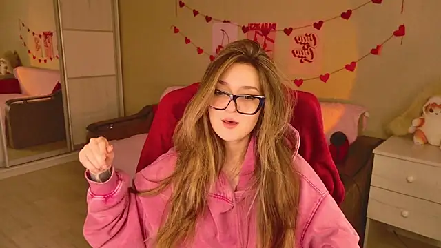 BellaSink's cam snapshot