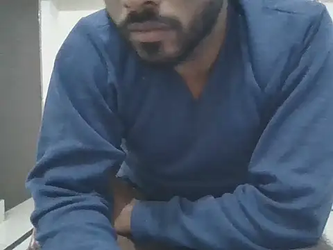 Raw12499 live sex cam