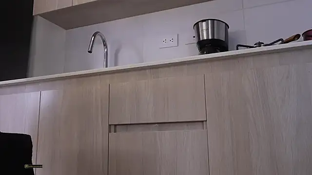 katie_cruz live sex cam