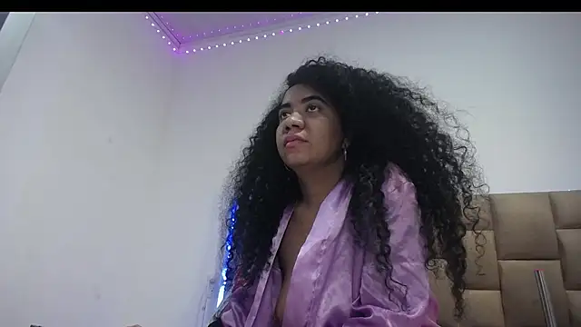 Kristynsmith's cam snapshot