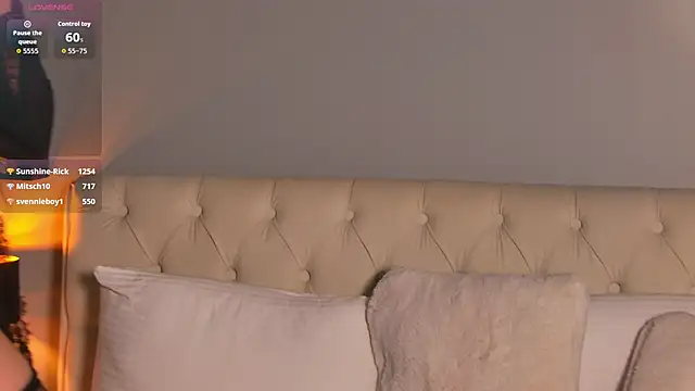 HannaJohnson live sex cam