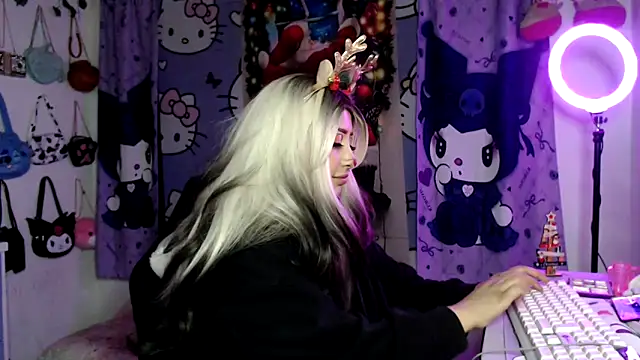 lussyevans24's cam snapshot