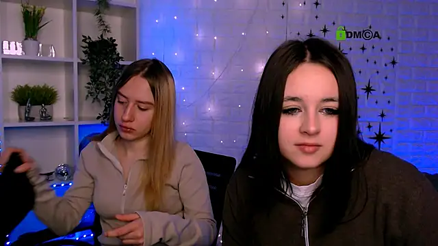 molly_lesser's cam snapshot