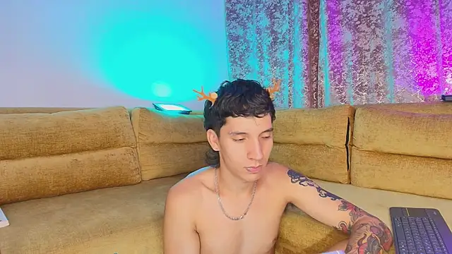 JacoboSwam live sex cam