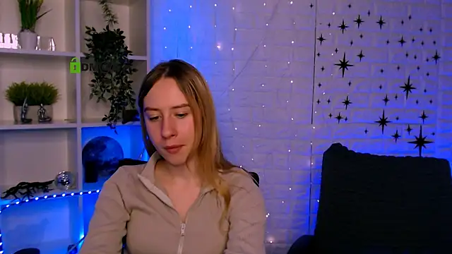 molly_lesser's cam snapshot