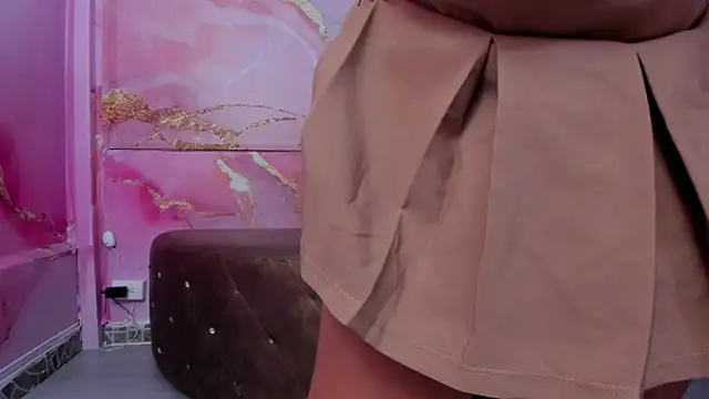 Karla_Cutte_'s cam snapshot