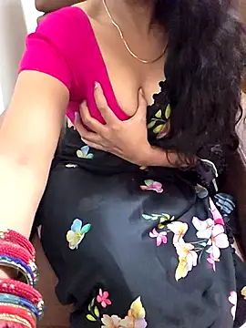 Roja-Telugu777's cam snapshot