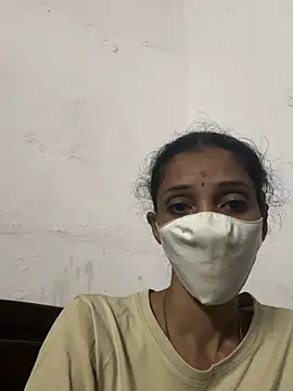 sweetreddy-02's cam snapshot