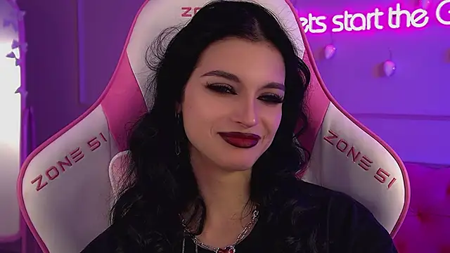 BeverlyMost's cam snapshot