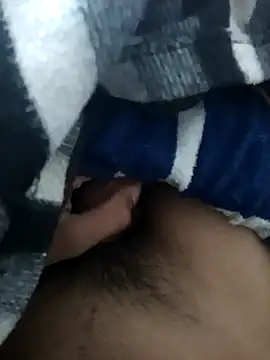 ElementaryColor80 live sex cam