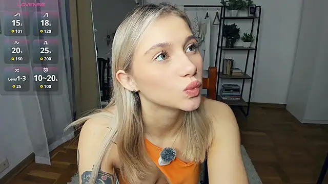 FaaBinaa's cam snapshot