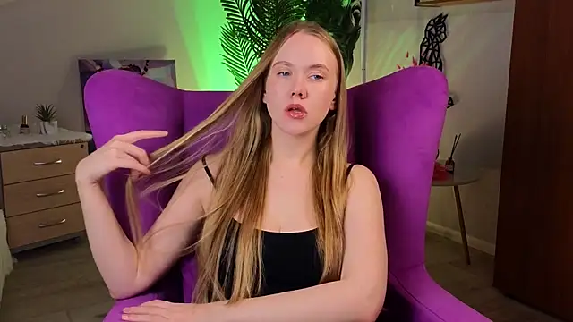 DaisyGulston's cam snapshot