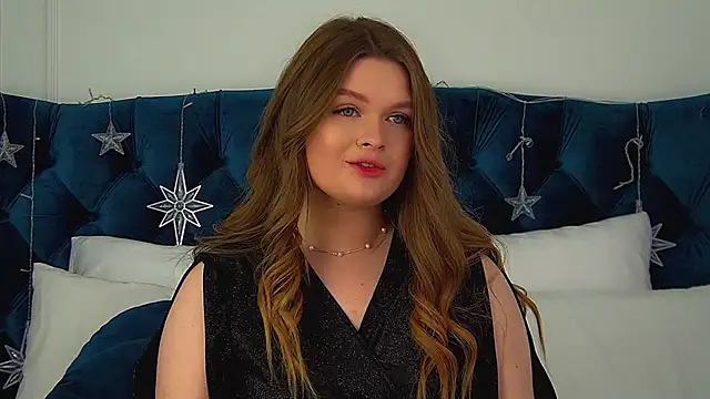 CrystalLyons's cam snapshot