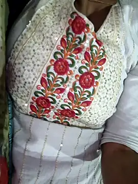 LOVELYKAJALBHABHI's cam snapshot