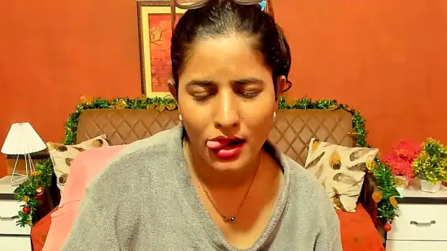 Jasmine_Jaey1's cam snapshot