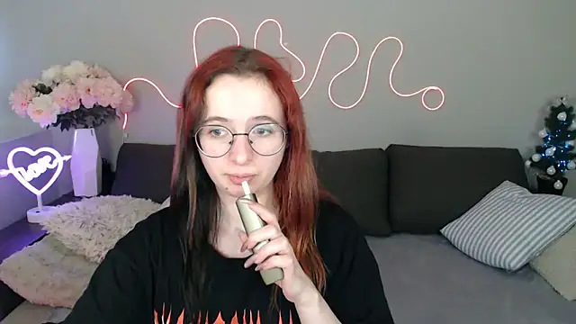 Mini_Diva live sex cam