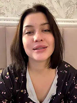 KikiWatson live sex cam