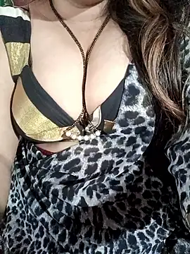 Beautyy38's cam snapshot