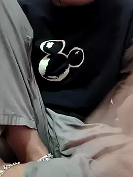 Modelbigbobs's cam snapshot