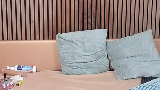 LexyLuuv's cam snapshot