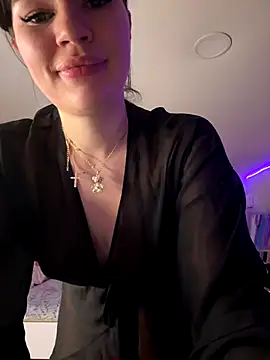 -MaybeBaby-'s cam snapshot