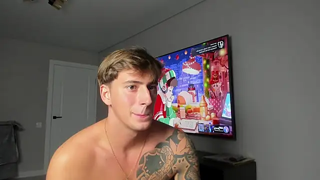 DaniHort live sex cam