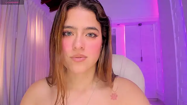 nathalie_rivers's cam snapshot