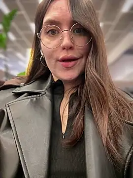 meow_girl's cam snapshot