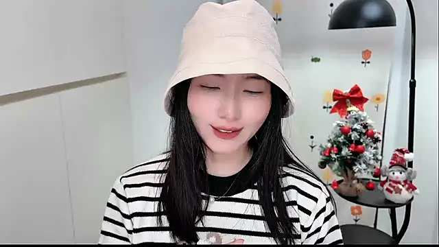 xixi-baobao's cam snapshot