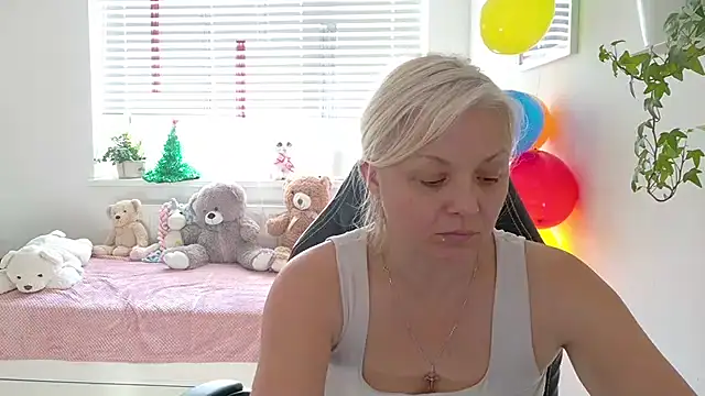 Linsy_Kim live sex cam