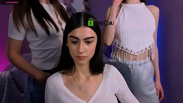 nekky_mouse live sex cam