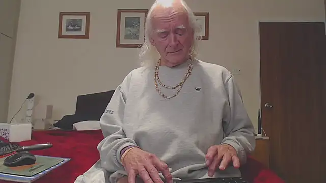 WaverlyKernow live sex cam