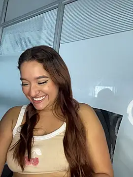 Emily_Jonness_ live sex cam