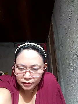 Everleigh_mom's cam snapshot