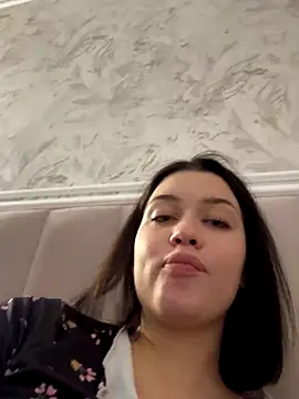 KikiWatson live sex cam