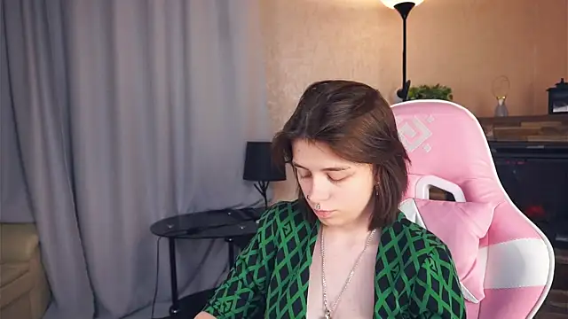 IleanaPishko's cam snapshot