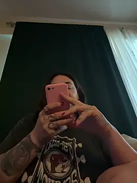 HeyBABYGIRL's cam snapshot