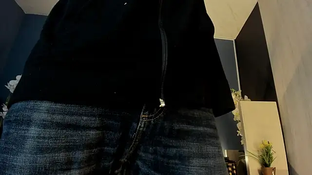 kaletattoo's cam snapshot