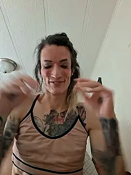 MaitressePomme3 live sex cam