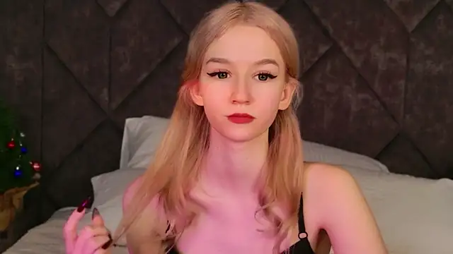 NaomiLoys's cam snapshot