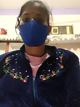 Maahi-Queen live sex cam