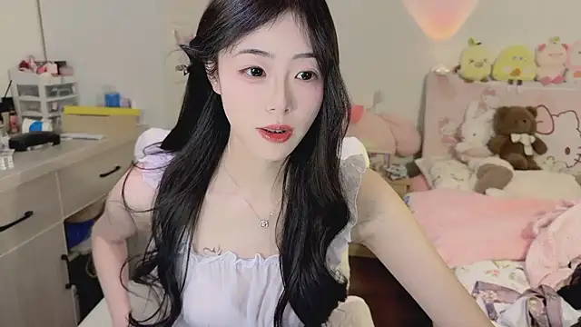 Onecutelittle live sex cam