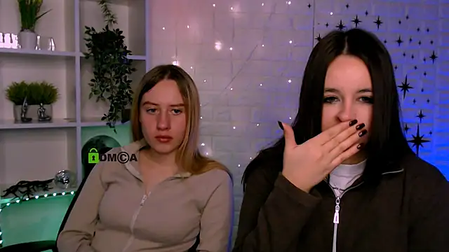 molly_lesser's cam snapshot